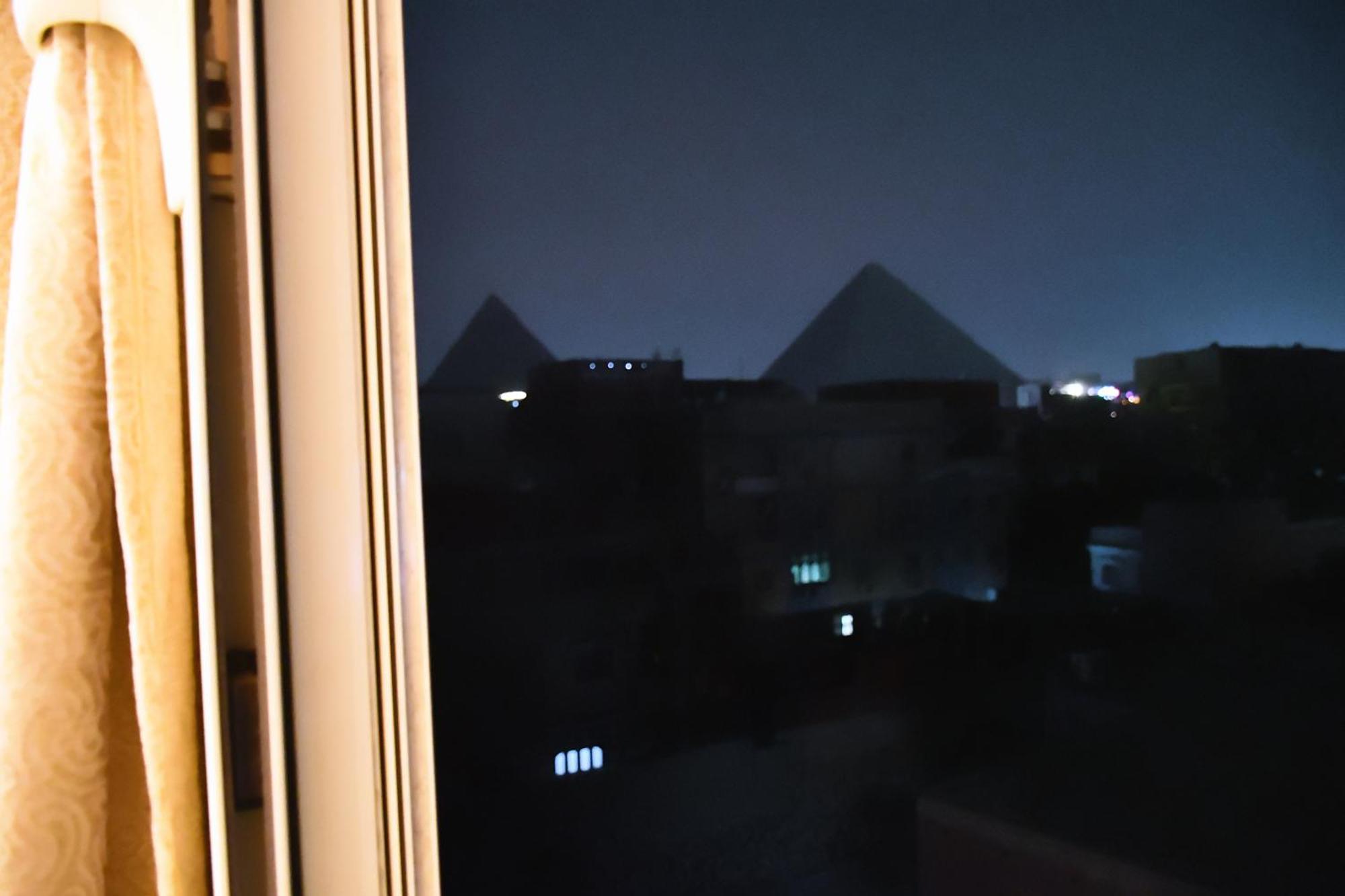 Kafret el-Gabal Grand Pyramid View Hotel מראה חיצוני תמונה