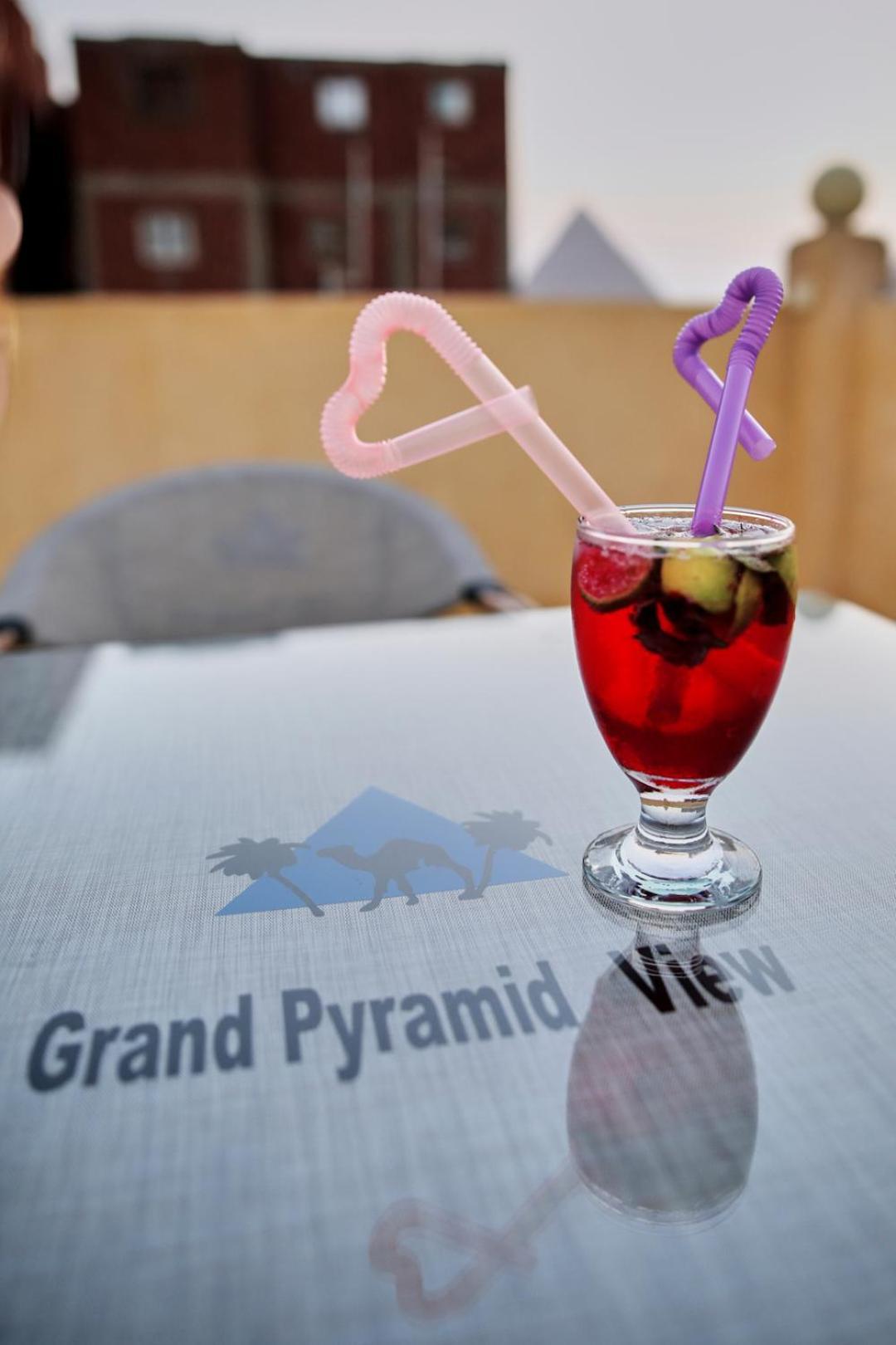 Kafret el-Gabal Grand Pyramid View Hotel מראה חיצוני תמונה